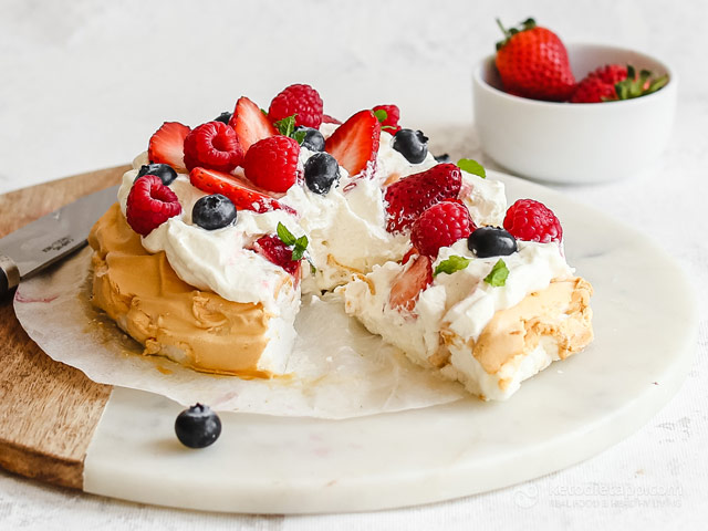 Air Fryer Keto Chocolate Pavlova