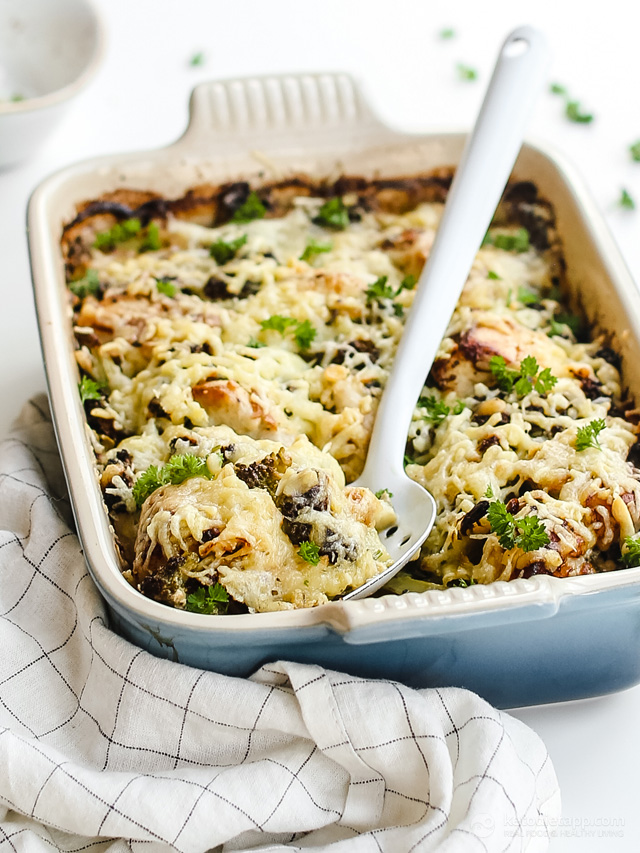 Low-Carb Chicken Blue Cheese Casserole