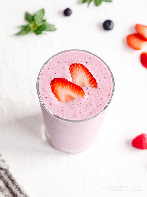 Cottage Cheese Berry Protein Smoothie (low-carb, keto, sugar-free) Cottage Cheese Berry Protein Smoothie