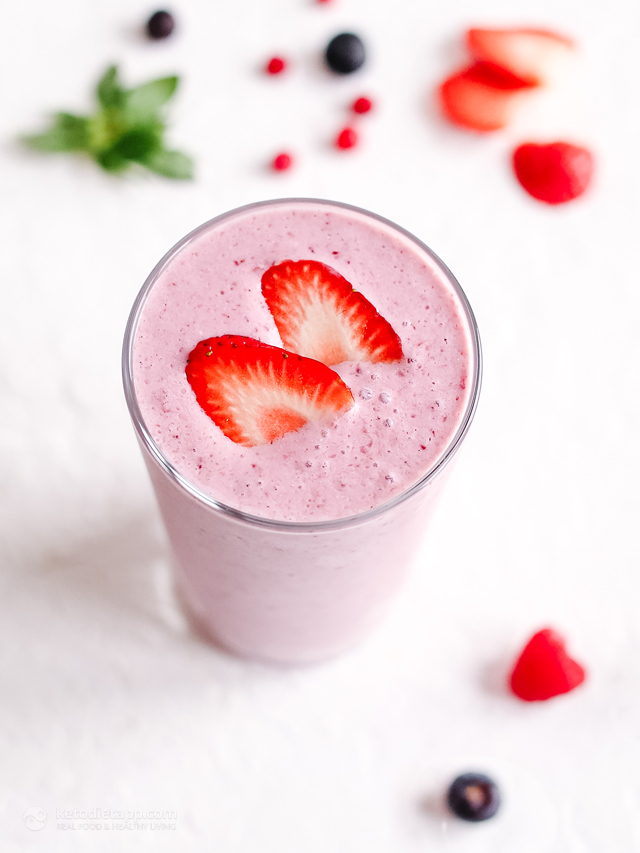 Cottage Cheese Berry Protein Smoothie