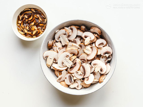 The Best Cream of Mushroom Soup (keto, low-carb) The Best Cream of Mushroom Soup