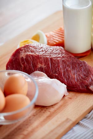Dairy on a Ketogenic Diet: Eat or Avoid?