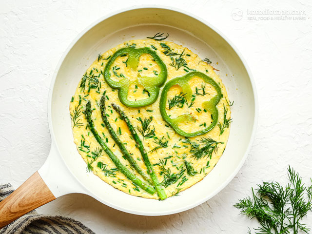 Green Spring Cheese Omelet