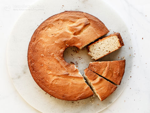 Fluffy Keto Angel Food Cake (gluten-free, sugar-free, paleo) Fluffy Keto Angel Food Cake