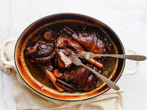 Low-Carb Braised Lamb Shanks (keto, paleo, Whole 30) Low-Carb Braised Lamb Shanks