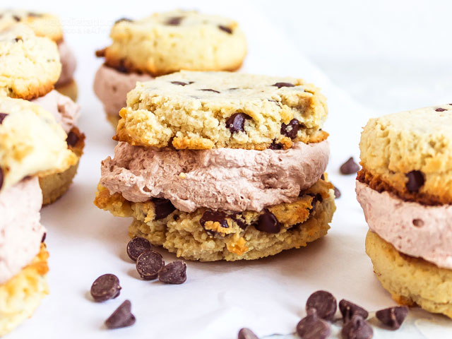 Ultimate Guide to Low-Carb Ice Cream: Over 100 Delicious Keto Recipes!