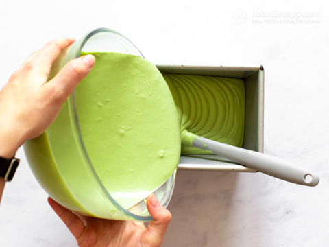 No Churn Keto Matcha Ice Cream (low-carb, sugar-free, gluten-free) No Churn Keto Matcha Ice Cream