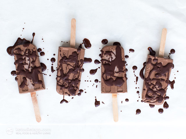 Ultimate Guide to Low-Carb Ice Cream: Over 100 Delicious Keto Recipes!