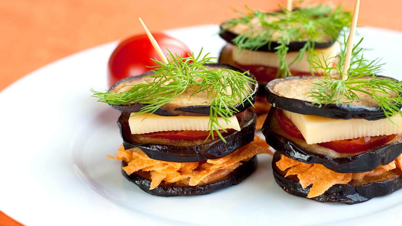 Who Needs Bread Anyway? Explore Amazing Low-Carb Sandwich Alternatives! Who Needs Bread Anyway? Explore These Amazing Low-Carb Sandwich Alternatives!