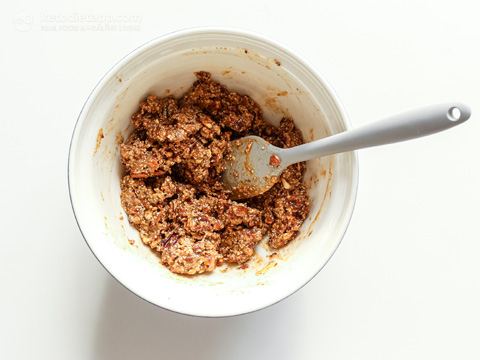 Low-Carb Savory Chile & Lime Granola Bars