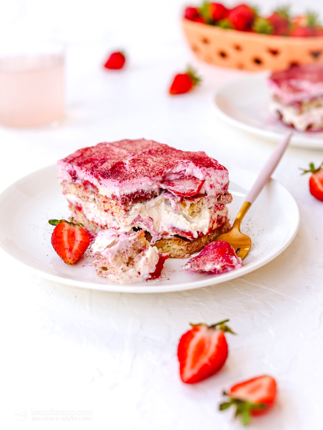 The Best Low-Carb Strawberry Tiramisu