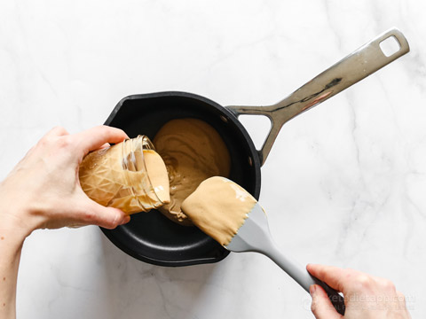 No Bake Keto Dulce De Leche Cheesecake (low-carb, primal, sugar-free) No Bake Keto Dulce De Leche Cheesecake